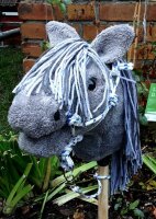 Hobby Horse Steckenpferd kuschlig Grau mit zweifarbiger...