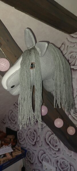 Hobby Horse Steckenpferd Grau mit Weißer Blesse Handarbeit